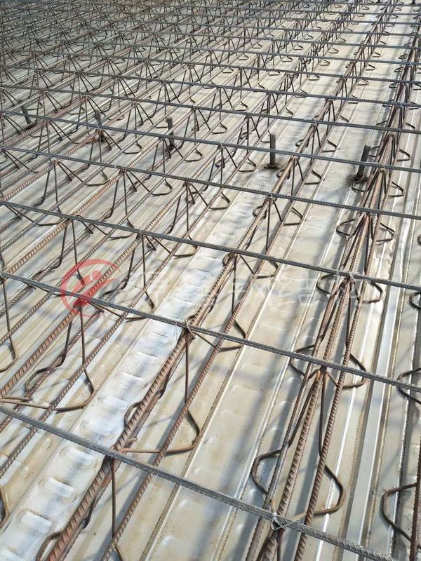 鋼筋桁架樓承板